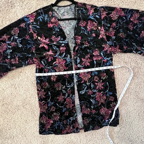 Floral Velvet Black Long Open Kimono Cardigan - Picture 6 of 8